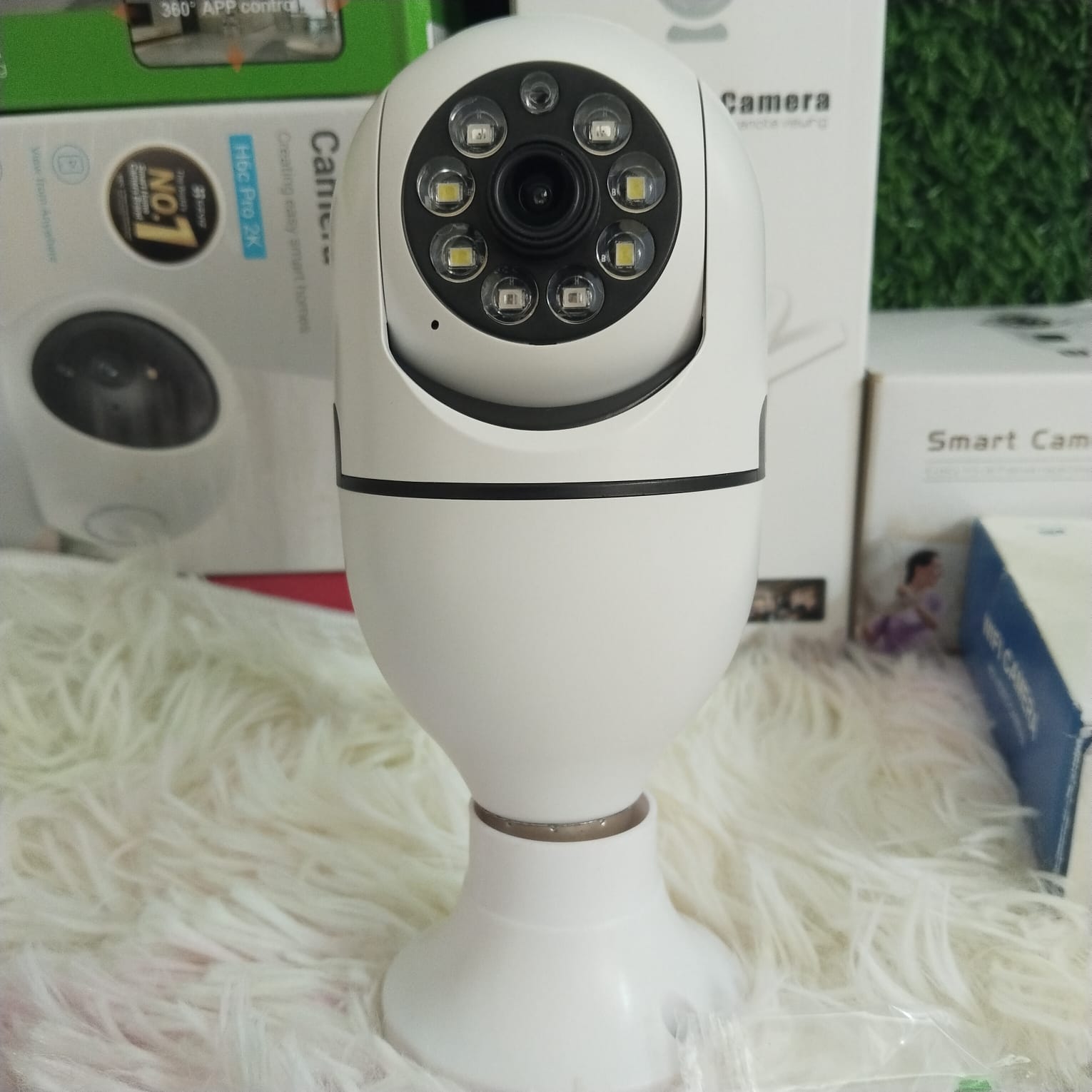 V380 3MP Pro Single Lens PTZ Bulb IP Night Vision Camera